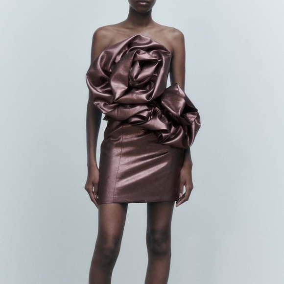 Zara NWOT voluminous flower 3D appliqué oversized floral detail party mini dress - Picture 15 of 15